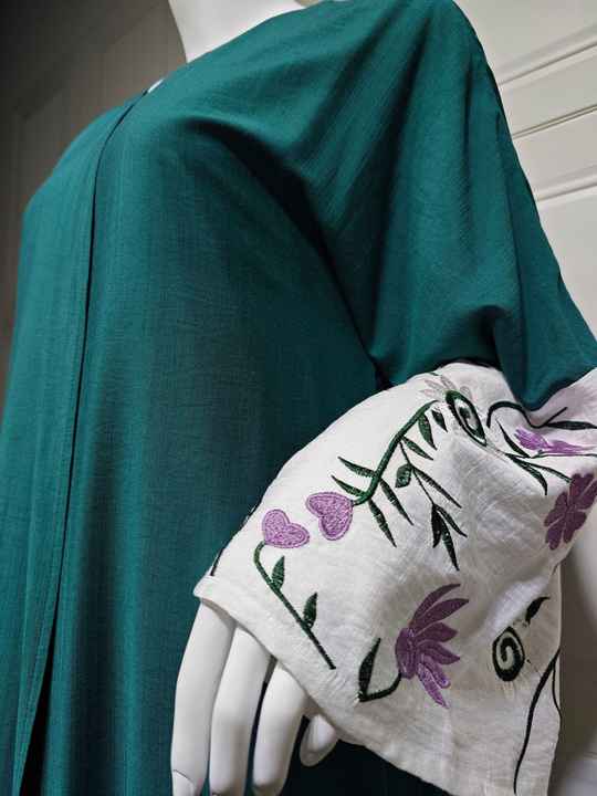 عباية ملونه الشرق الاوسط