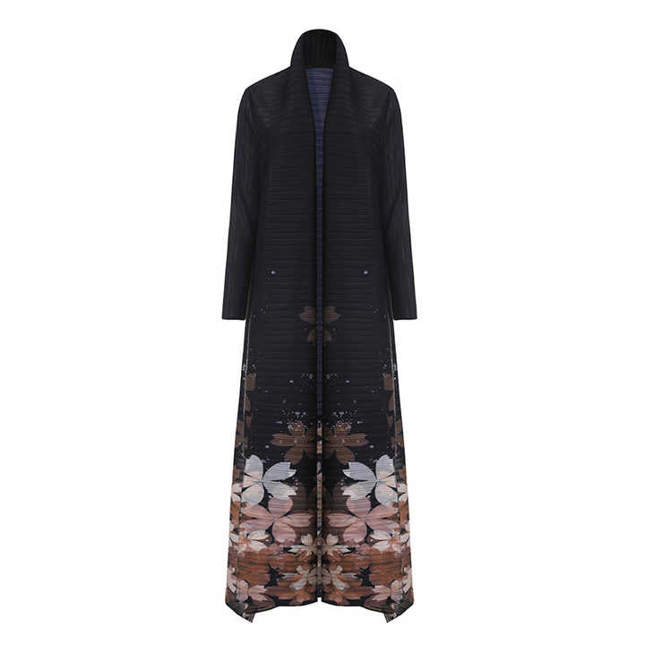 Long black abaya