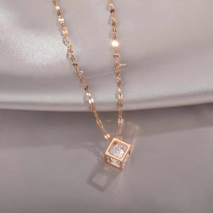 hollow square necklace 