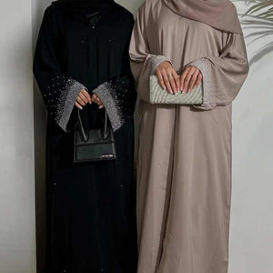 عبايه ملونه  نسائيه