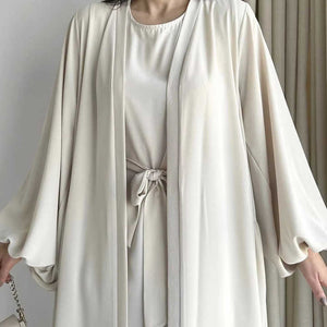 عبايات نسائيه انيقه - Elegant women's abayas