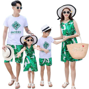 Family clothes suitable for summer holidays 