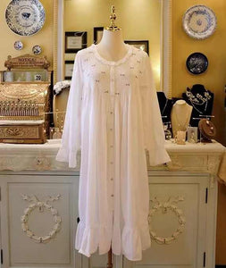 قميص نوم من القطن الأبيض للسيدات