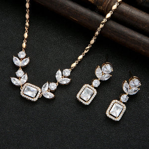 مجوهرات كلاسيكية - Gold Jewelr