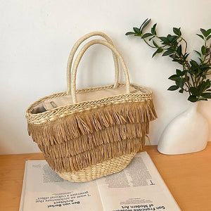 Stylish woven handbags for women 