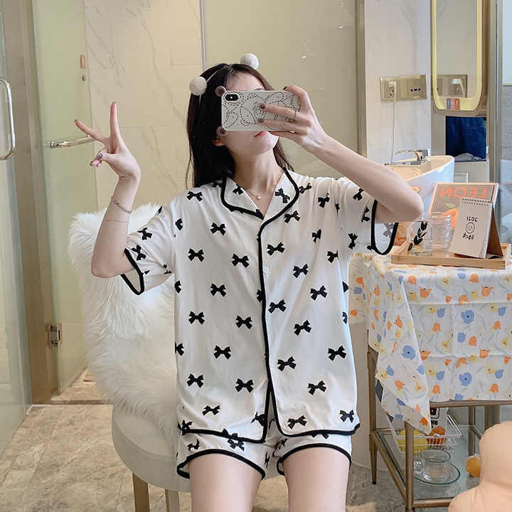 بيجامات نسائية صيفية