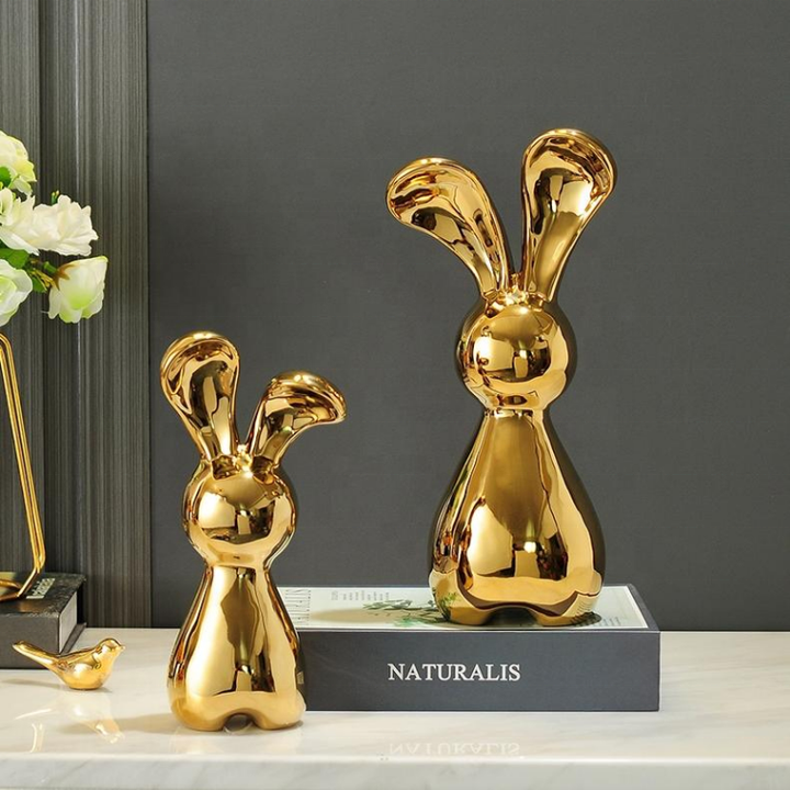 Creative rabbit figurine decoration figurine. 