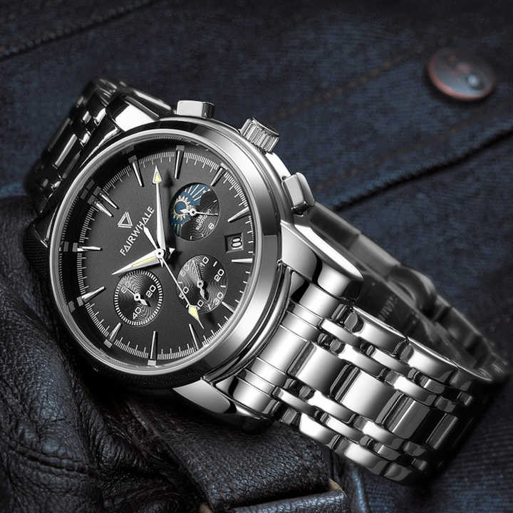 ساعات معصم رياضية