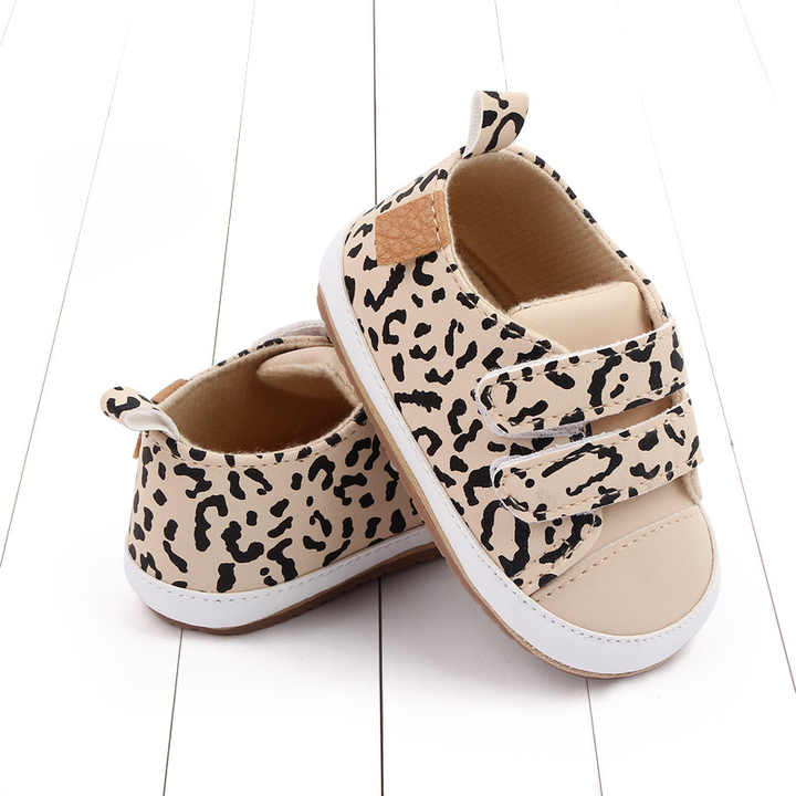 حذاء رياضي اولاد