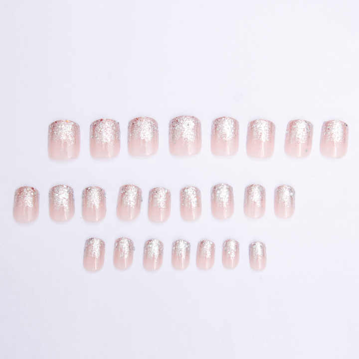 artificial nails 