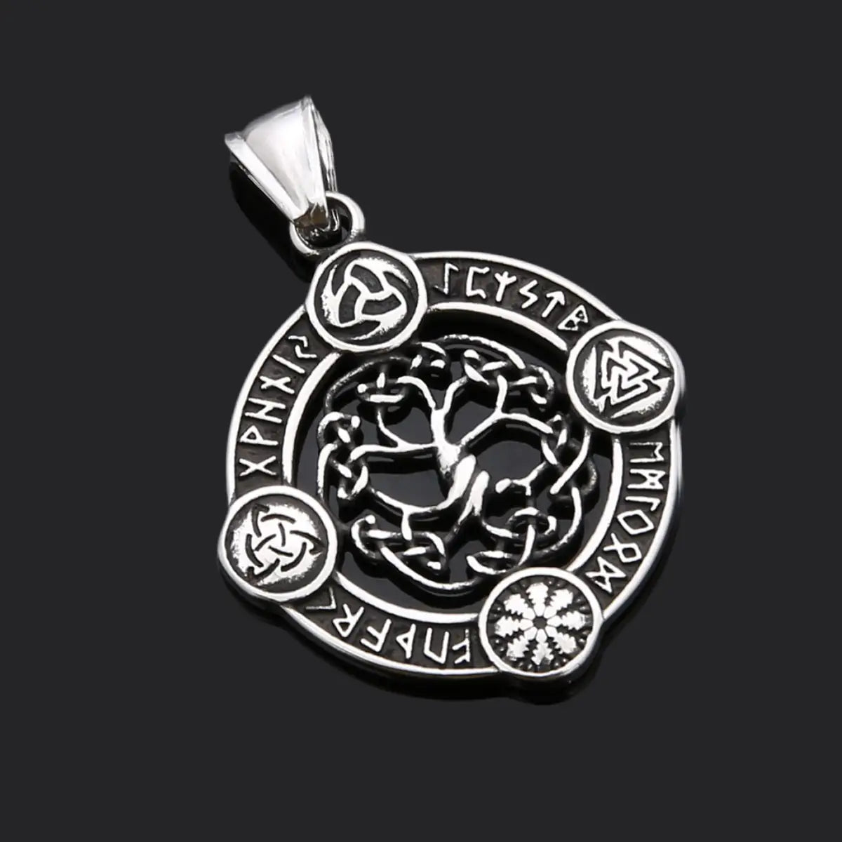 Men's accessories - necklaces 