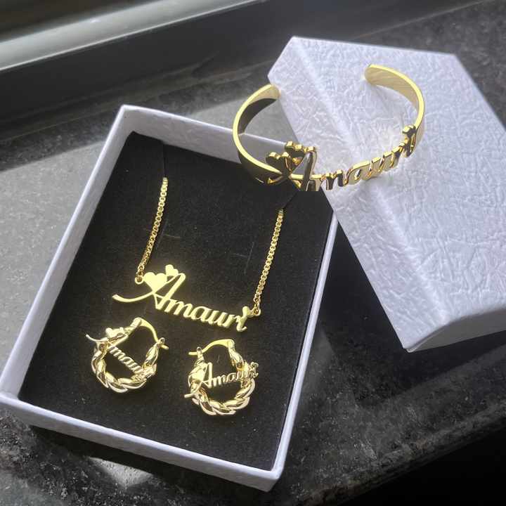 Women's jewelry set 