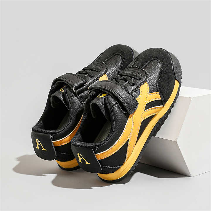 Boys' sneakers 