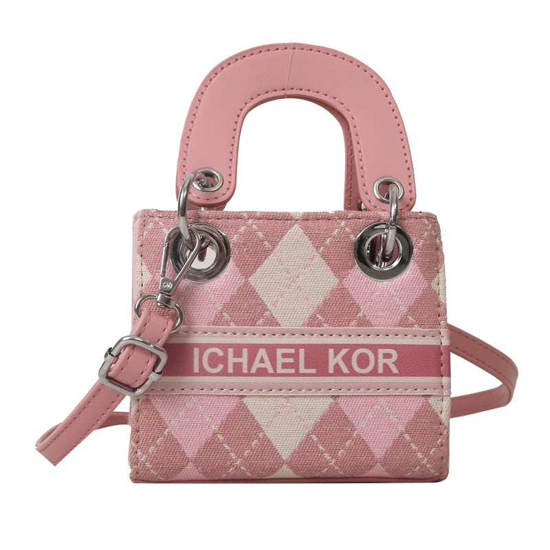 Stylish small handbags 