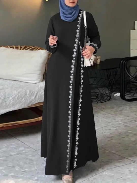 عبايات ملونة  نسائيه