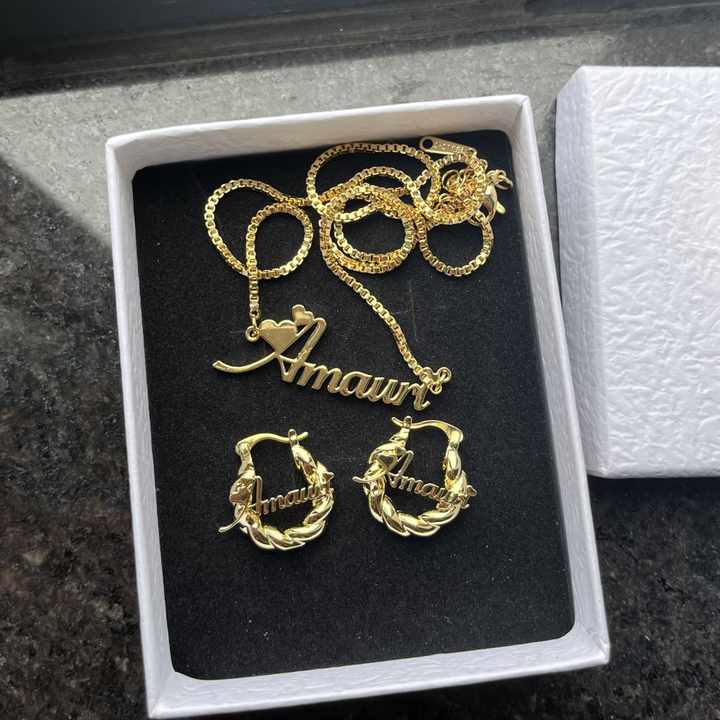 Women's jewelry set 