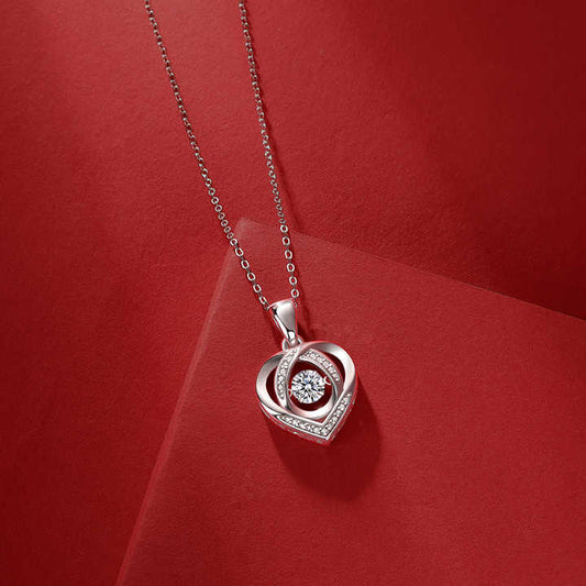 Elegant women's necklace 