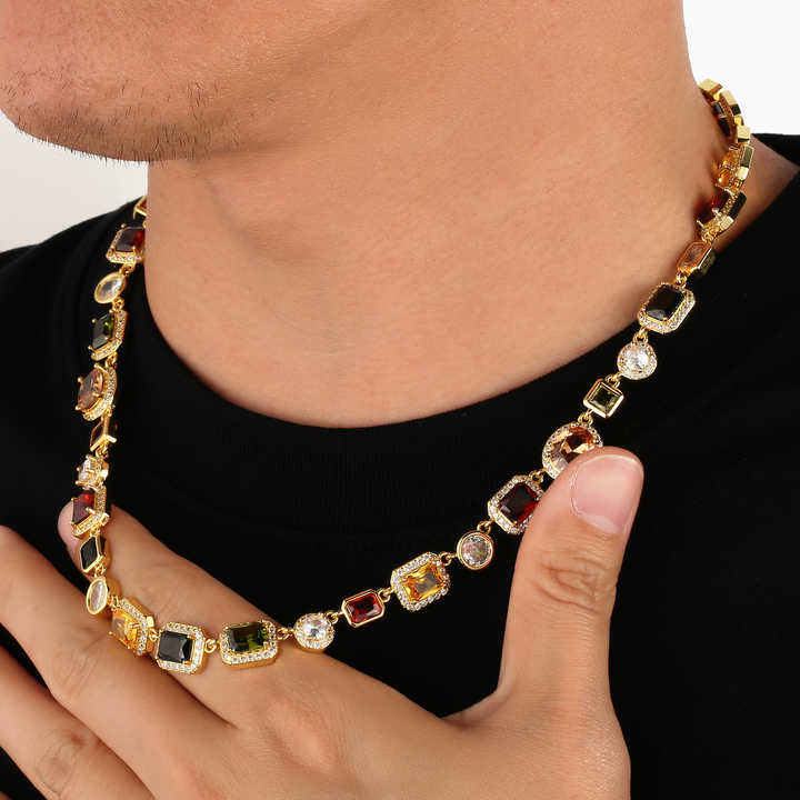 gold necklace 