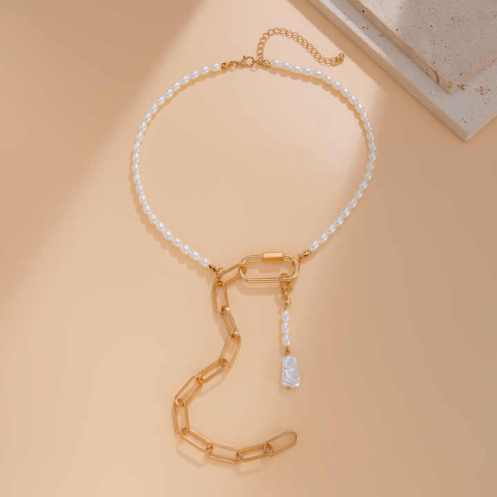 elegant necklace 