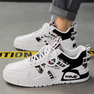 casual sneakers 