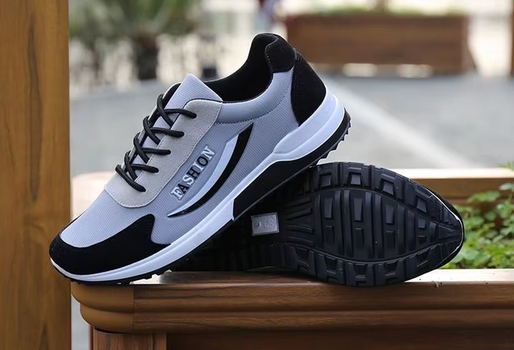 New men's sports shoes 