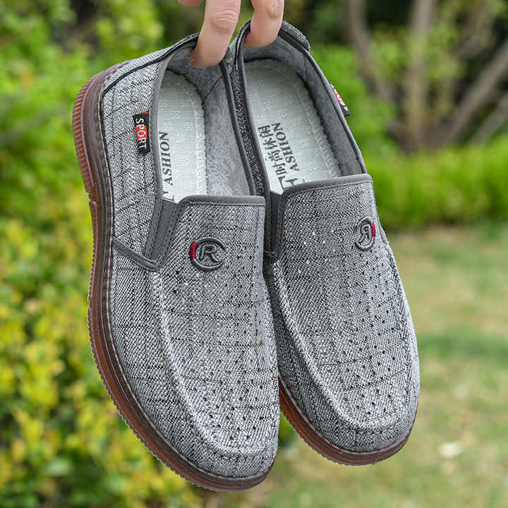 canvas upper shoes 