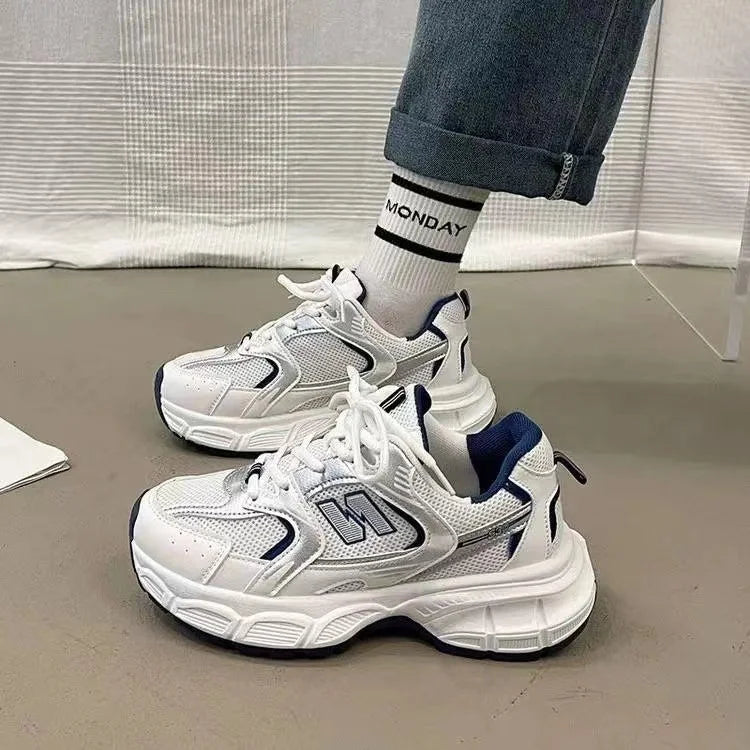 High quality sports shoes 