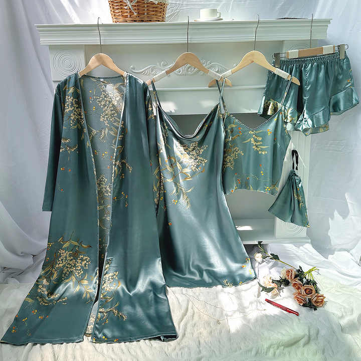 Women's sleepwear 