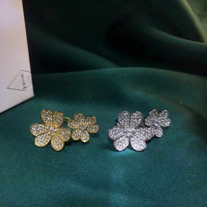 Women's ring