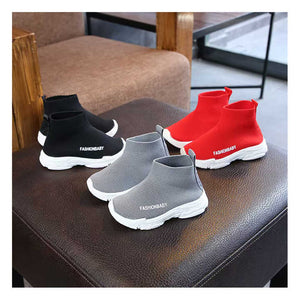 Solid color children's boots 