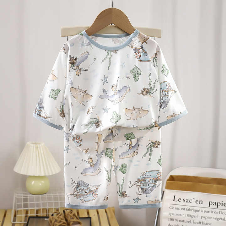 مجموعة ملابس كم طويل