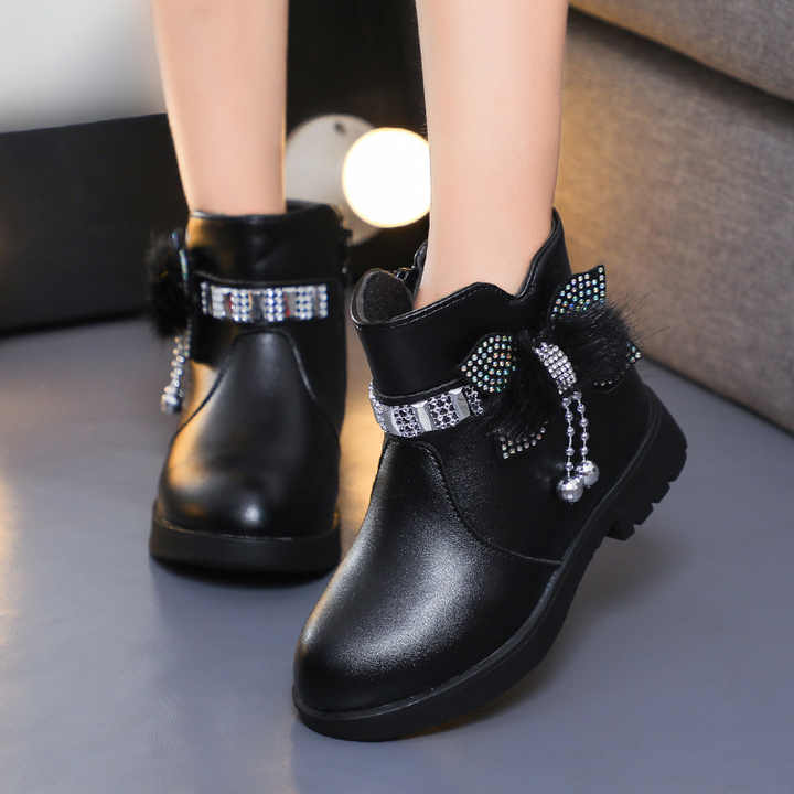 Girls' shoes for outings 