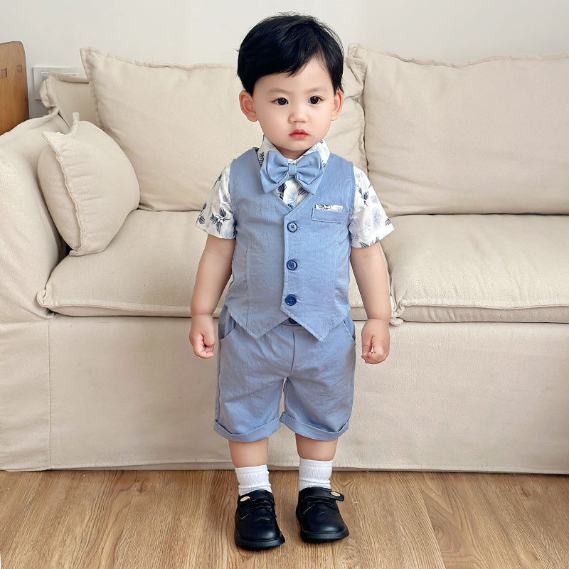 ملابس اطفال حديثي الولادة