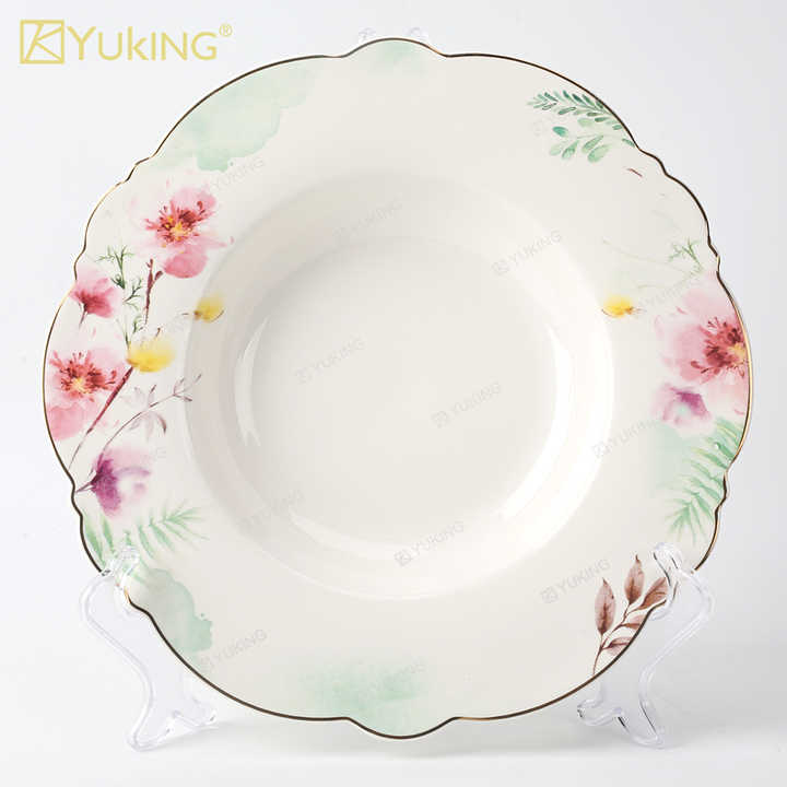 cups and saucers 
