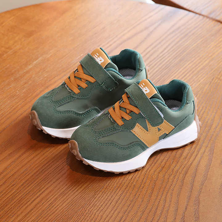 New high quality sneakers. 