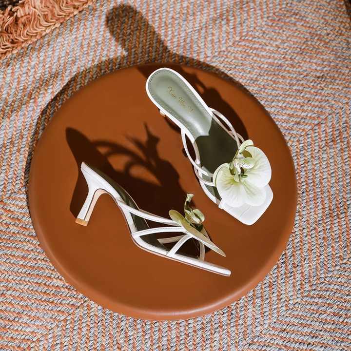 كعب نسائي صيفي