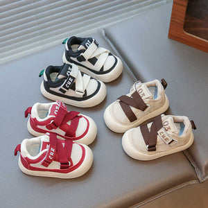 Colorful boys' sneakers 