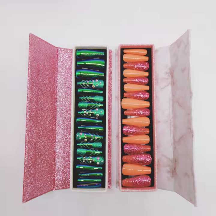 artificial nails 