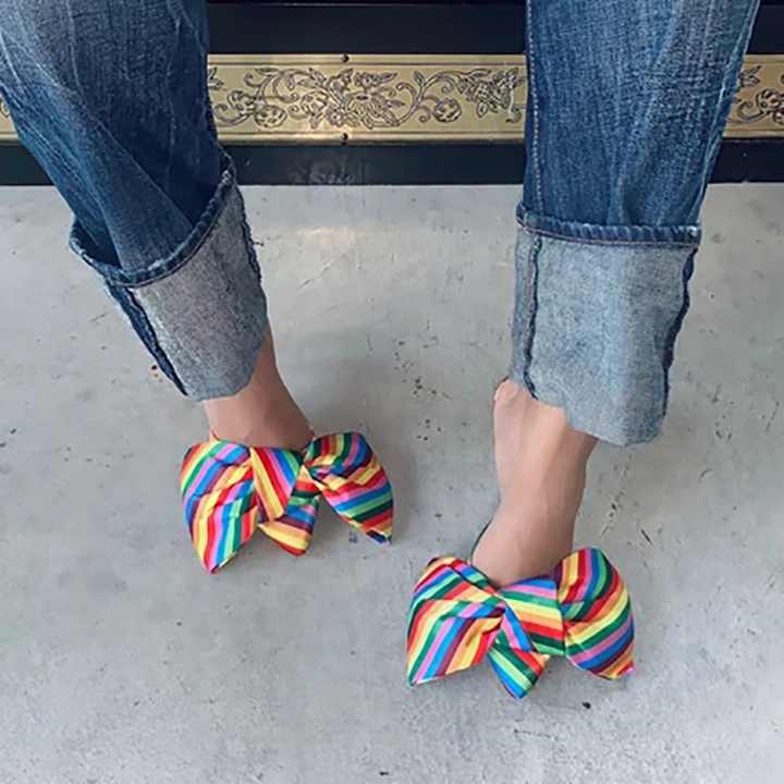Women's high heel with bow 