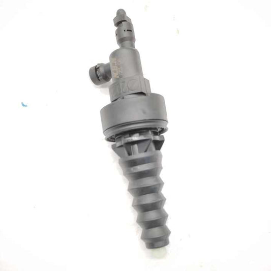 Clutch master cylinder 