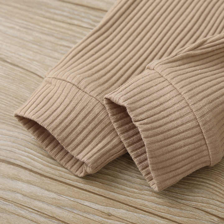 بدلة بنات حديثي الولاده - Newborn girls' suit