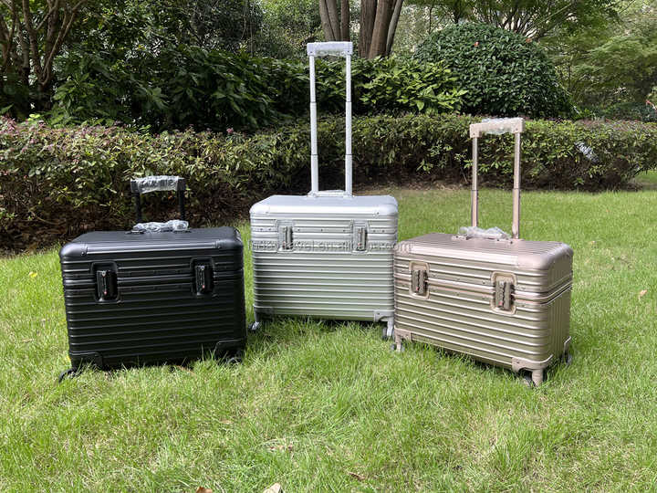 High quality durable aluminum luggage bag with suitcase compartment with hard plate trolley and lock