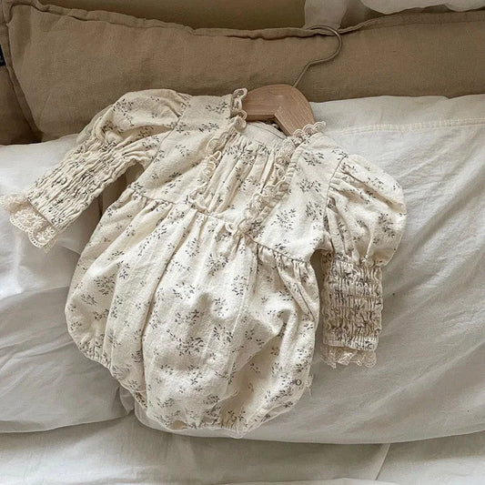 children's clothing 