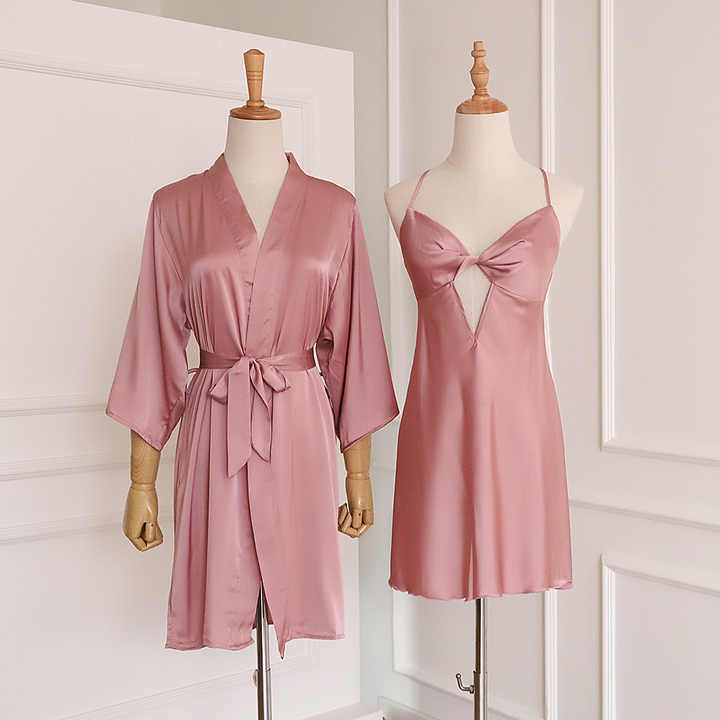 Women's sleepwear