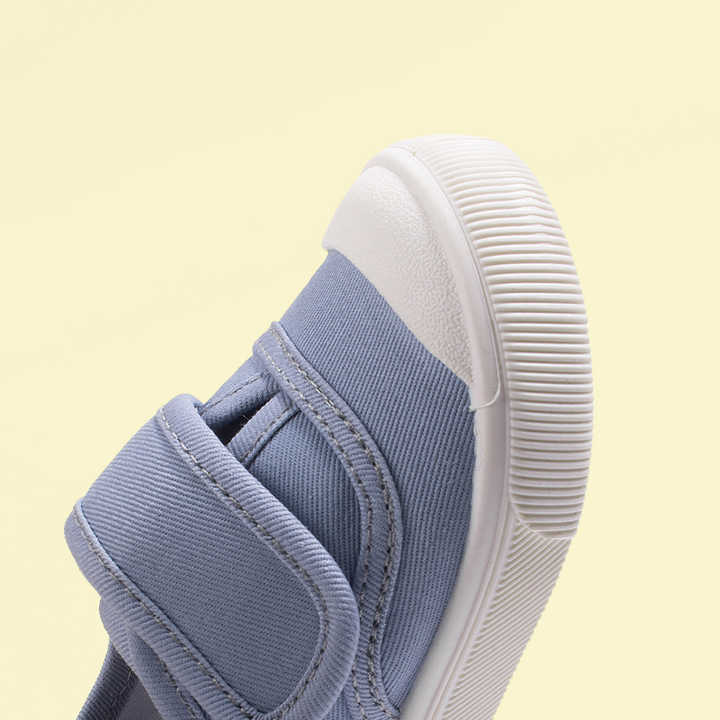 New Spring Boys Canvas Shoes Children. 