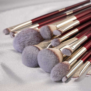 فرش مكياج  - makeup brushes