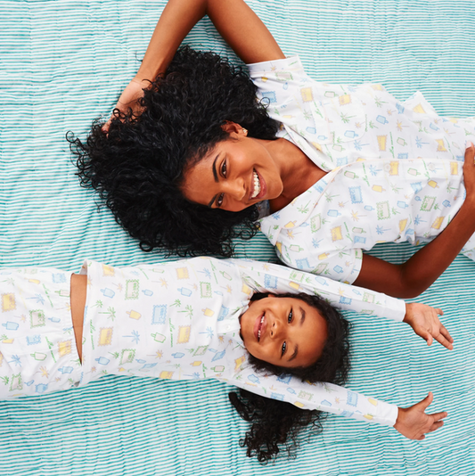 Girls' comfortable long-sleeved sleepwear 