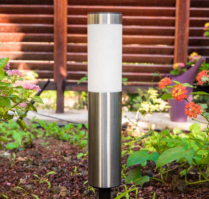 Solar powered garden lights 