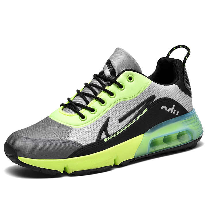 Road running shoes 