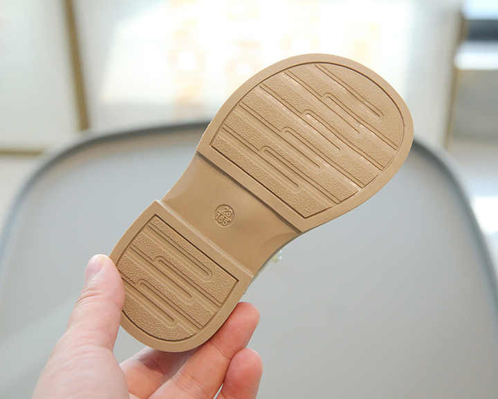 small leather shoes 